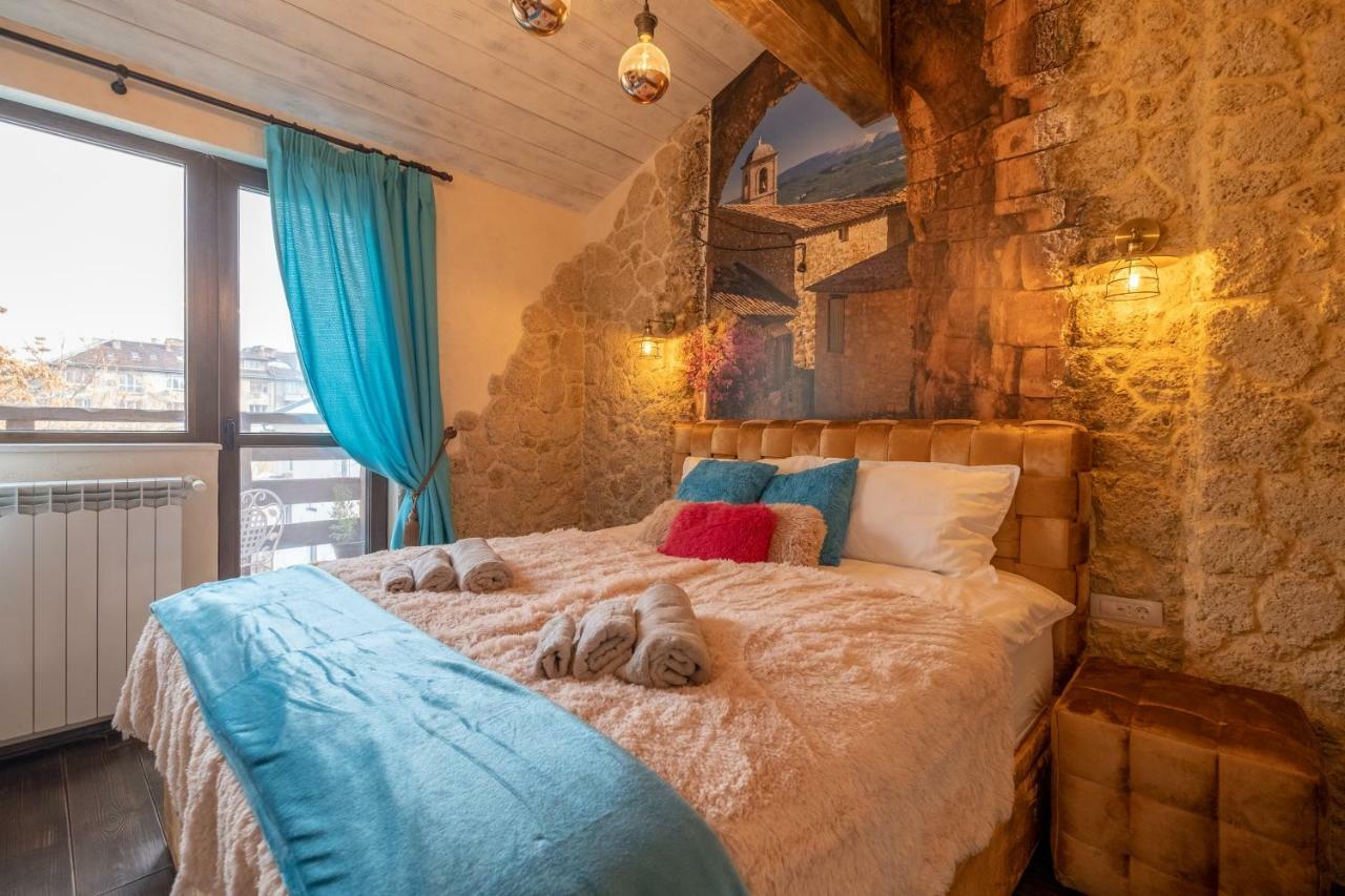 2-Bedroom Elegant Apartment In Mediterranean Style Sófia Exterior foto